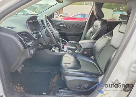 2020 Jeep Cherokee Latitude Plus z USA, uszkodzony, nr VIN 1C4PJMLB7LD644088